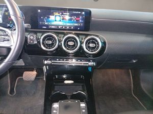 Mercedes CLA 180 D - Foto 15