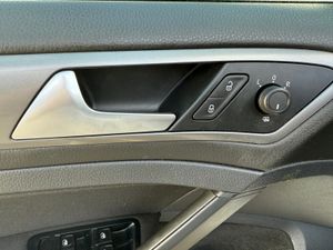 Volkswagen Golf Variant BlueMotion 1.6 TDI 110CV - Foto 15