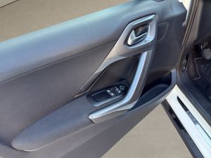 Peugeot 2008 Allure 1.6 BlueHDi 100 S&S - Foto 10