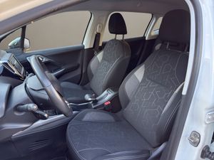 Peugeot 2008 Allure 1.6 BlueHDi 100 S&S - Foto 11