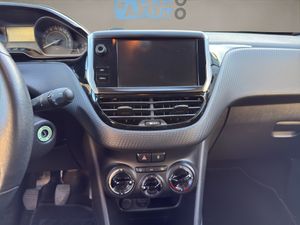 Peugeot 2008 Allure 1.6 BlueHDi 100 S&S - Foto 15