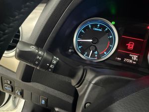 Toyota Auris 130 Live - Foto 25