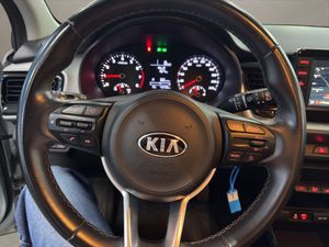 Kia Stonic . - Foto 16