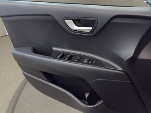 Kia Stonic . - Foto 18