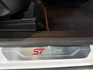 Ford Puma 1.0 EcoBoost 125cv ST-Line Design MHEV - Foto 15