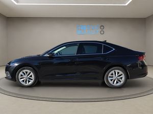 Skoda Octavia 1.5 TSI 110kW150CV mHEV DSG Selection - Foto 5