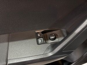 Seat Ibiza 1.0 MPI 59kW (80CV) Reference - Foto 12