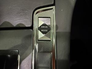 DS DS 7 1.6 E-Tense 300 GRAND CHIC Auto 4WD - Foto 26