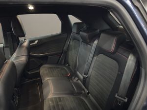 Ford Kuga . - Foto 13