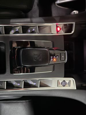 DS DS 7 Crossback 1.6 E-Tense 300 GRAND CHIC Auto 4WD - Foto 13