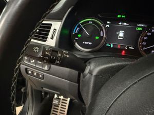 Kia Niro 1.6 GDi Híbrido Enchufable 104kW Emotion - Foto 21