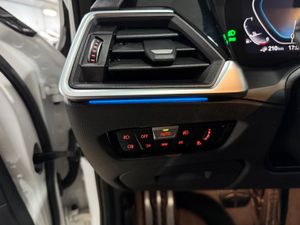 BMW Serie 3 330e xDrive Touring - Foto 16