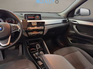 BMW X2 18i - Foto 18