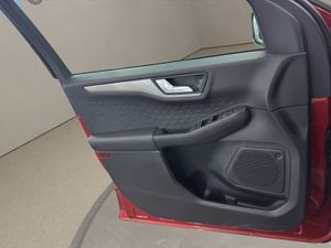 Ford Kuga . - Foto 20