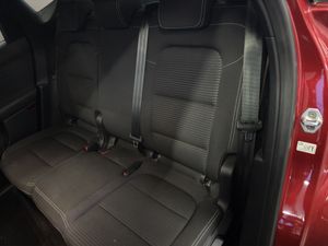 Ford Kuga . - Foto 13
