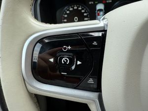 Volvo XC90 T8 TWIN ENGINE Híbrido Gasolina - Foto 19