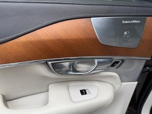 Volvo XC90 T8 TWIN ENGINE Híbrido Gasolina - Foto 11