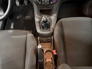 Ford Fiesta 1.2 Gasolina - Foto 20