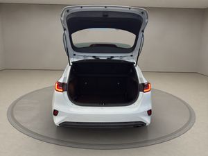 Kia Ceed . - Foto 11