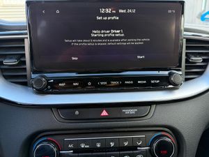 Kia XCeed 1.6 PHEV E-TECH - Foto 16