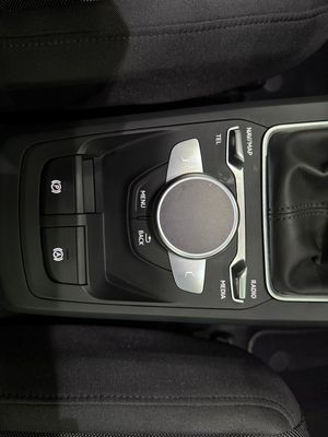 Audi Q2 ADVANCED 1.0 - Foto 24