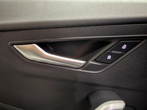 Audi Q2 ADVANCED 1.0 - Foto 9