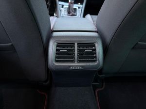 Volkswagen Golf GOLF GTI TCR - Foto 13