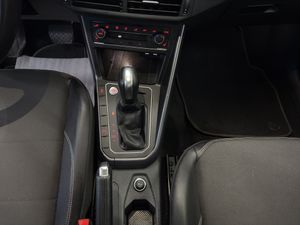 Volkswagen Polo . - Foto 16