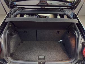 Volkswagen Polo . - Foto 10