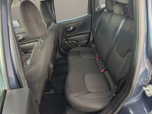 Jeep Renegade . - Foto 16