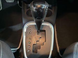 Toyota Yaris HYBRID 1.4 100 CAVALLOS - Foto 13