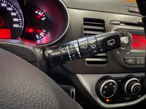 Kia Picanto 1.0 CVVT 49kW (66CV) Tech - Foto 12