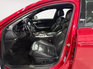 Kia Stinger 3.3 T-GDi 272kW (370CV) GT 4x4 - Foto 24