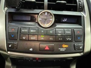 Lexus NX 2.5 300h F Sport 4WD - Foto 30