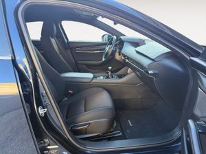 Mazda 3 2.0 SKYACTIV-X ZENITH - Foto 23