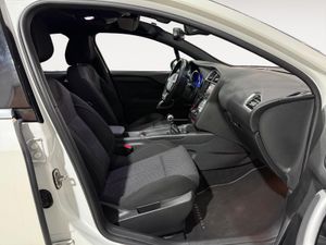 DS DS 4 Crossback 1.6 BlueHDi 88kW Connected Chic - Foto 24