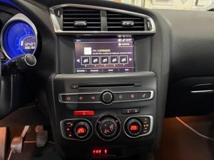 DS DS 4 Crossback 1.6 BlueHDi 88kW Connected Chic - Foto 11