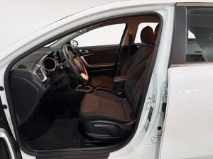 Kia Ceed 1.0 T-GDi 88kW (120CV) Drive - Foto 21