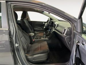 Kia Sportage 1.6 MHEV Drive 100kW (136CV) 4x2 - Foto 27