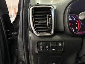 Kia Sportage 1.6 MHEV Drive 100kW (136CV) 4x2 - Foto 12