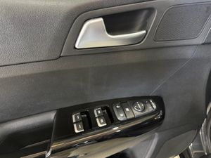 Kia Sportage 1.6 MHEV Drive 100kW (136CV) 4x2 - Foto 11