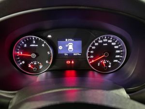 Kia Sportage 1.6 MHEV Drive 100kW (136CV) 4x2 - Foto 21