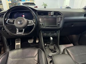 Volkswagen Tiguan . - Foto 13