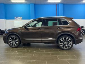 Volkswagen Tiguan . - Foto 7