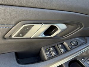 BMW Serie 3 320e - Foto 19