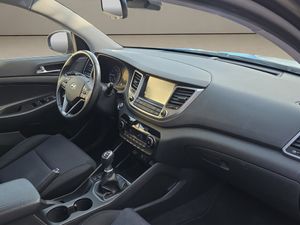 Hyundai Tucson 1.6 GDi BlueDrive Tecno 4x2 - Foto 17