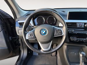 BMW X1 xDrive25e - Foto 28
