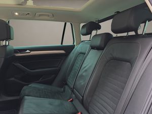 Volkswagen Passat Sport 1.8 (180CV) DSG R-LINE - Foto 14