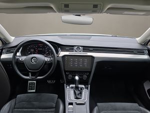 Volkswagen Passat Sport 1.8 (180CV) DSG R-LINE - Foto 18