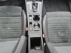 Volkswagen Passat Sport 1.8 (180CV) DSG R-LINE - Foto 20